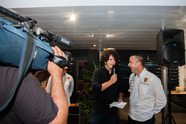 019 presentacin porsche 2010 ares racing 013